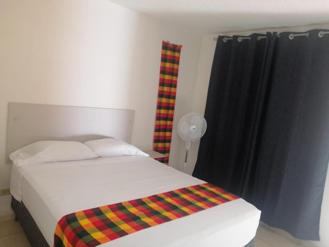Hotel Ghiza เตกูซิกัลปา ภายนอก รูปภาพ