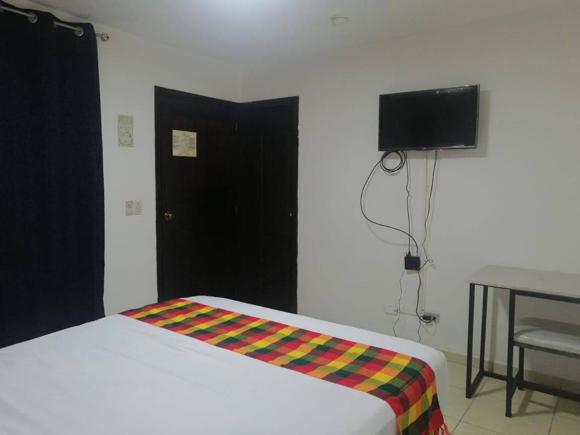 Hotel Ghiza เตกูซิกัลปา ภายนอก รูปภาพ