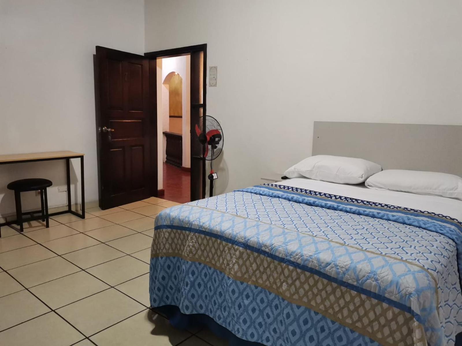Hotel Ghiza เตกูซิกัลปา ภายนอก รูปภาพ